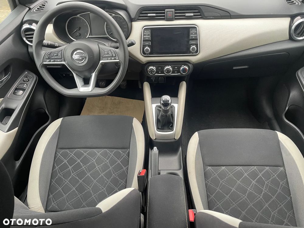 Nissan Micra 1.0 Visia Plus - 4