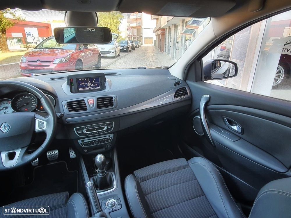 Renault Mégane Sport Tourer 1.4 TCE GT Line - 21