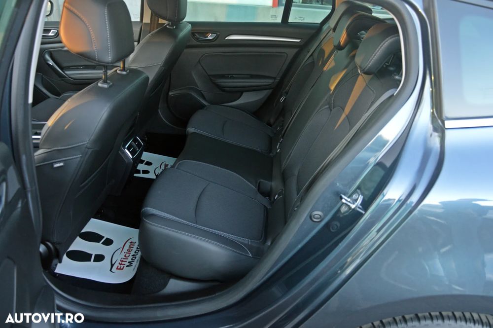 Renault Megane BLUE dCi 115 EDC INTENS - 28