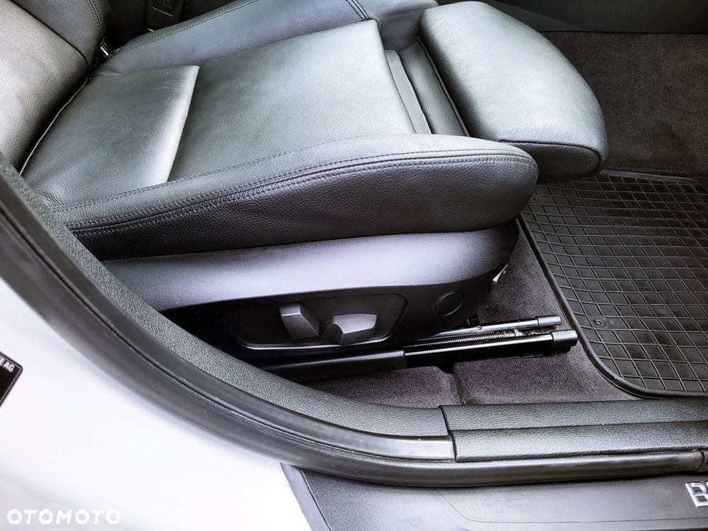 BMW X1 xDrive20d - 19