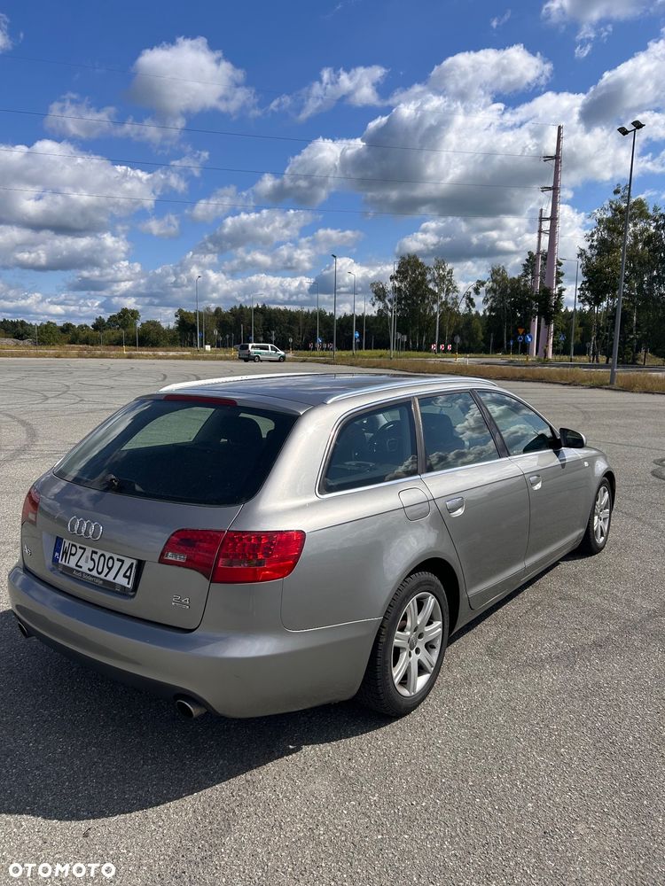 Audi A6 Avant 2.4 Quattro - 6