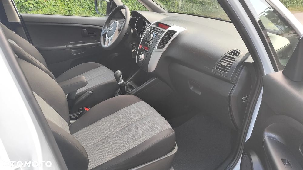 Kia Venga 1.6 CRDi L - 8