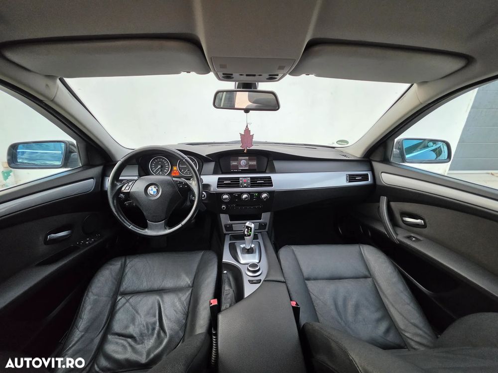 BMW Seria 5 520d Aut. Edition Exclusive - 22
