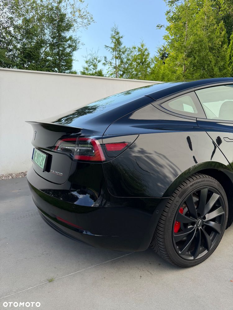 Tesla Model 3 Performance AWD - 4