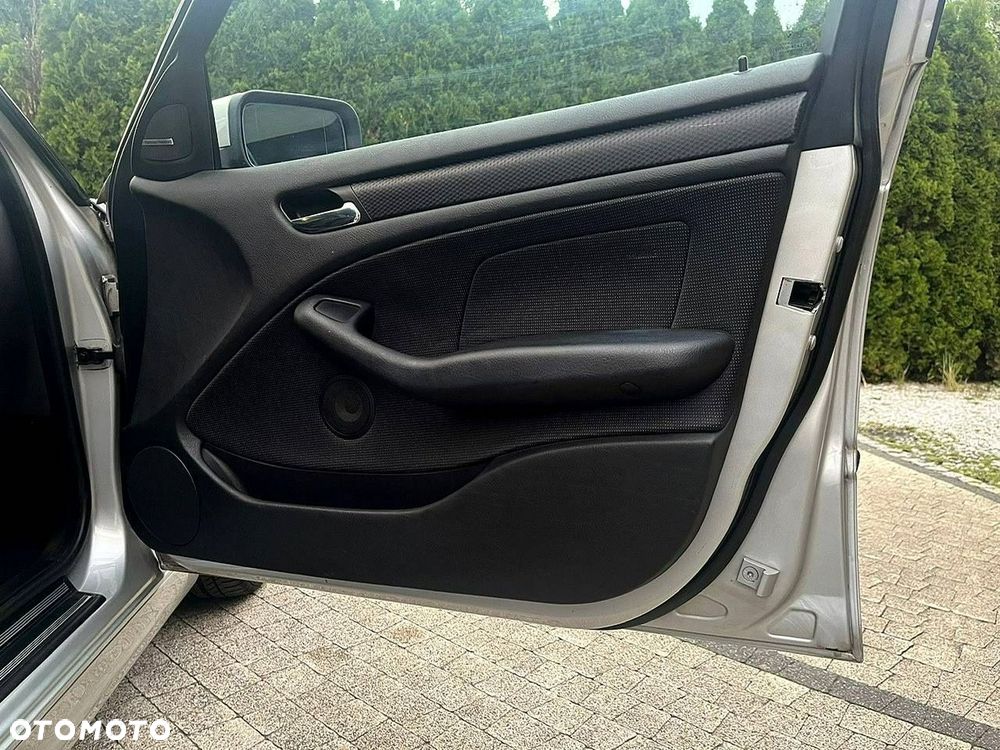BMW Seria 3 - 10