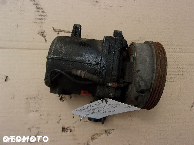 KOMPRESOR KLIMATYZACJI BMW E36 1.8 64528390228 - 1