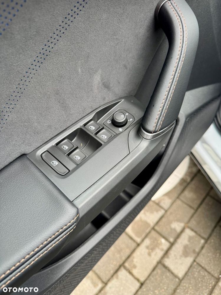 Cupra Formentor 1.5 eTSI mHEV DSG - 17