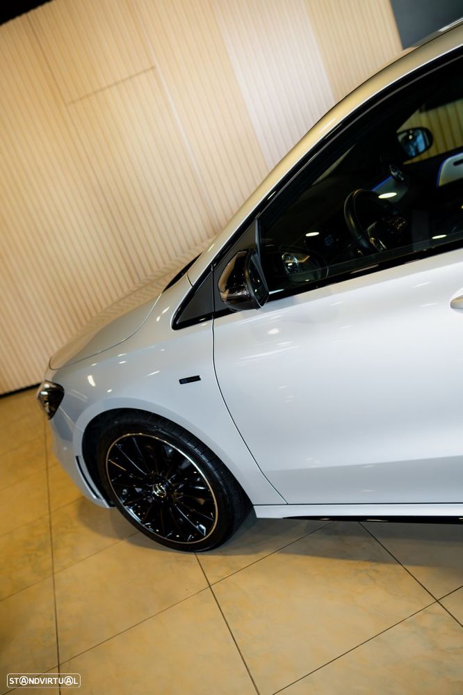 Mercedes-Benz B 250 e AMG Line - 20