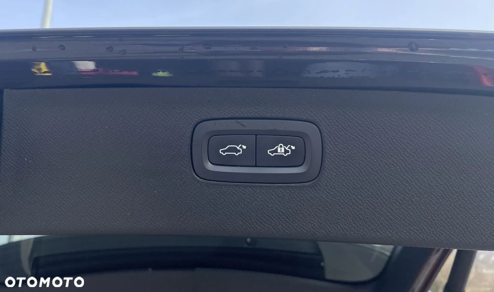 Volvo XC 90 - 19