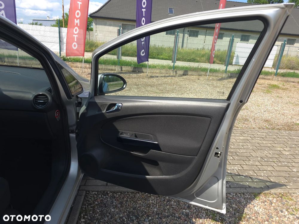 Opel Corsa 1.4 16V Edition - 13