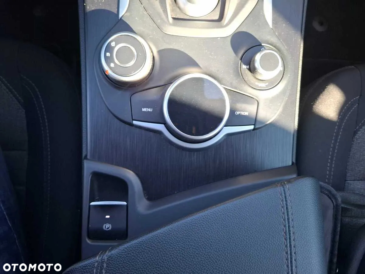 Alfa Romeo Stelvio 2.2 Diesel 16V AT8 Super - 12