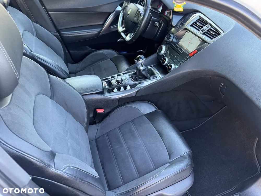 Citroën DS5 2.0 HDi SportChic - 12