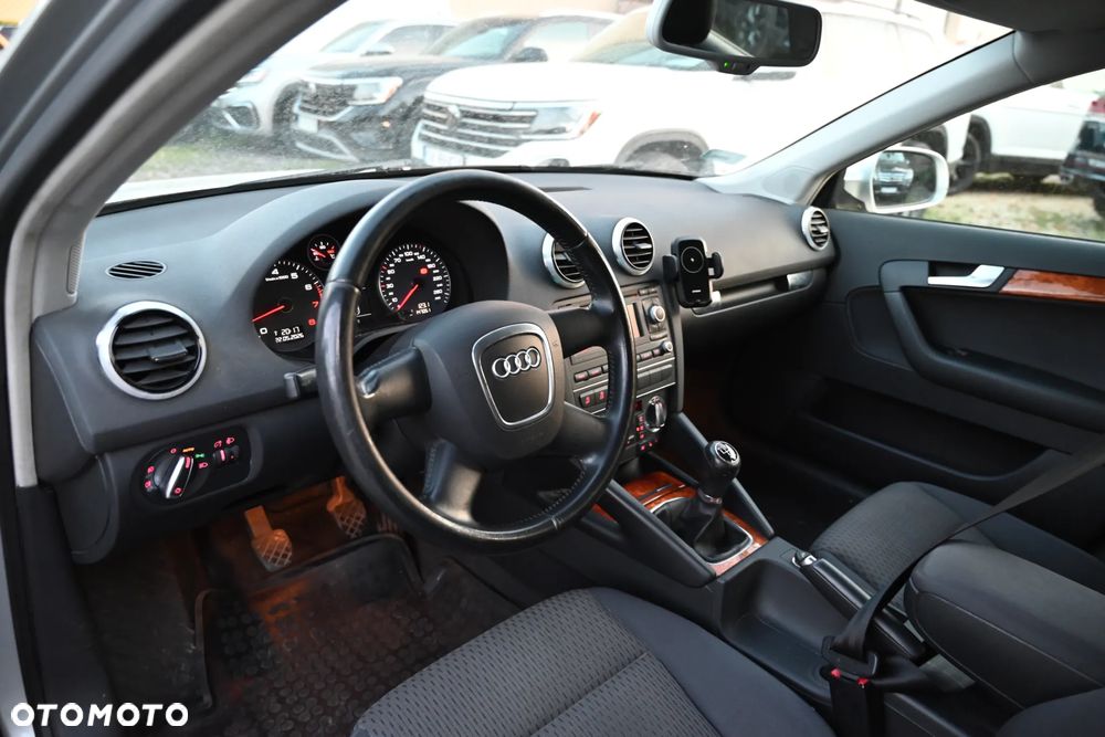 Audi A3 Sportback - 23