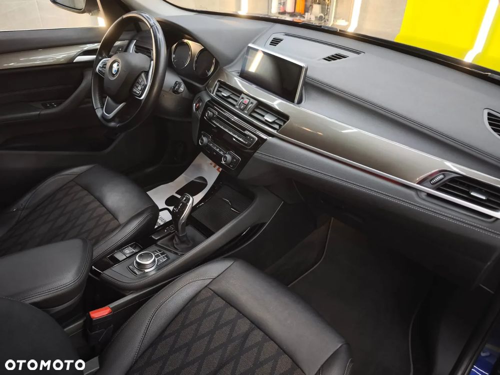 BMW X1 sDrive18d Business Edition sport - 26