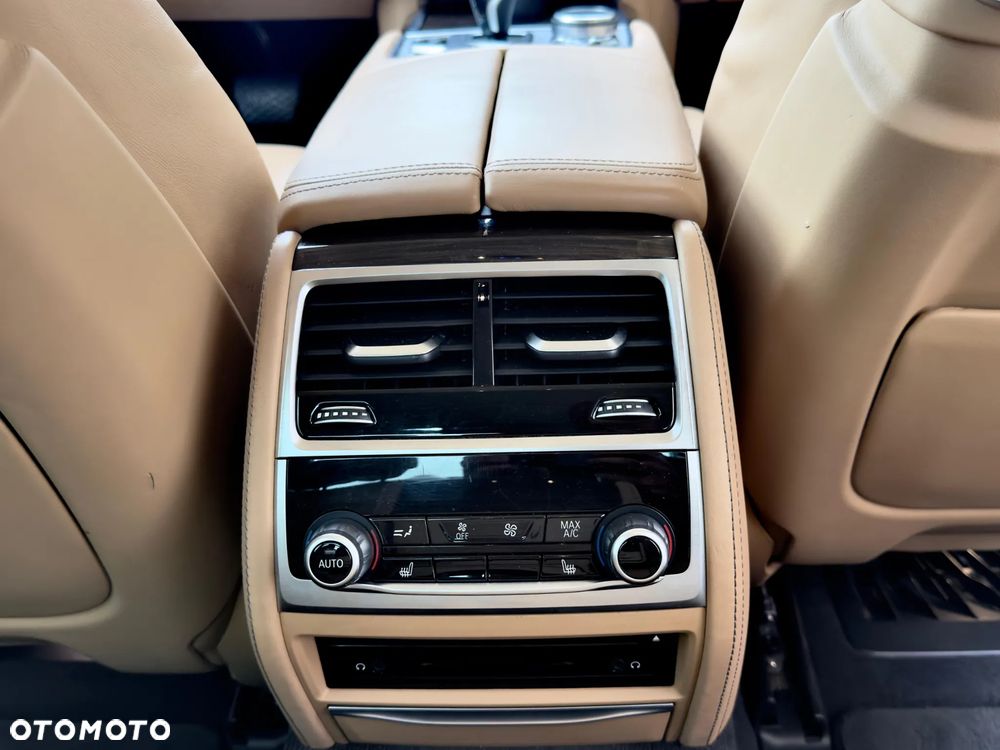 BMW Seria 7 - 19