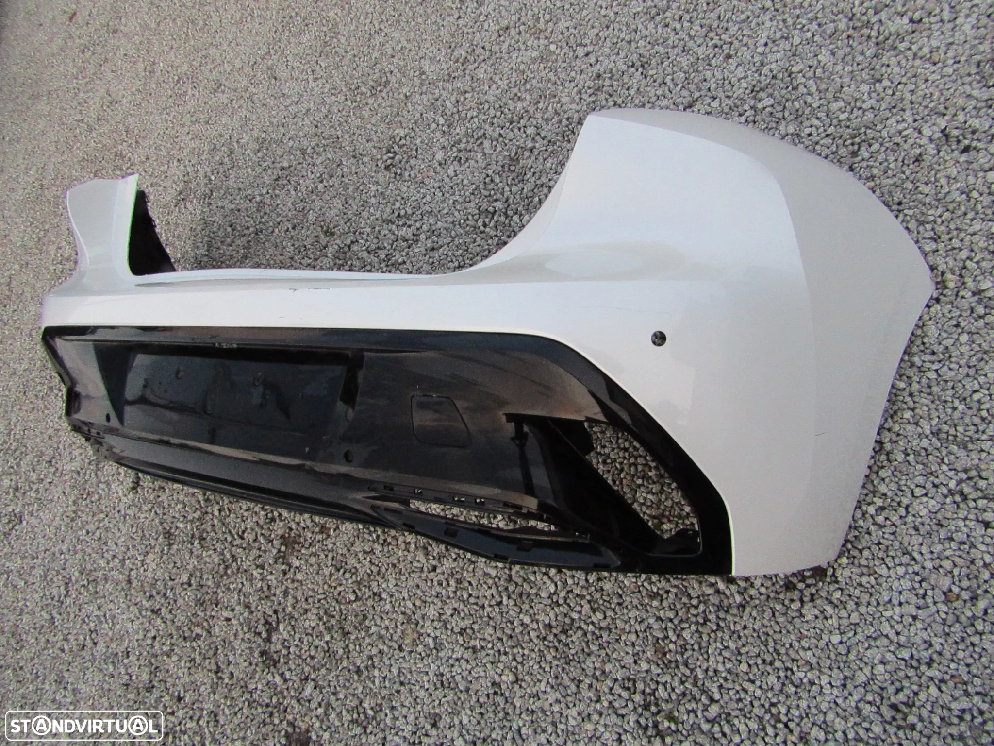 Para-choques tras Peugeot 308 ano 2022 original (ver descrição) - 3