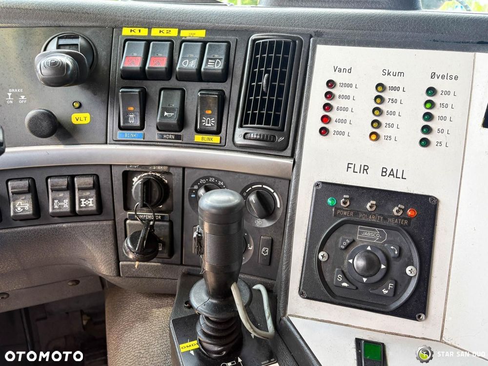 Volvo FM 460 6x6  Rossenbauer Straż Pożarna LSP Zbiornik 12000 - 26