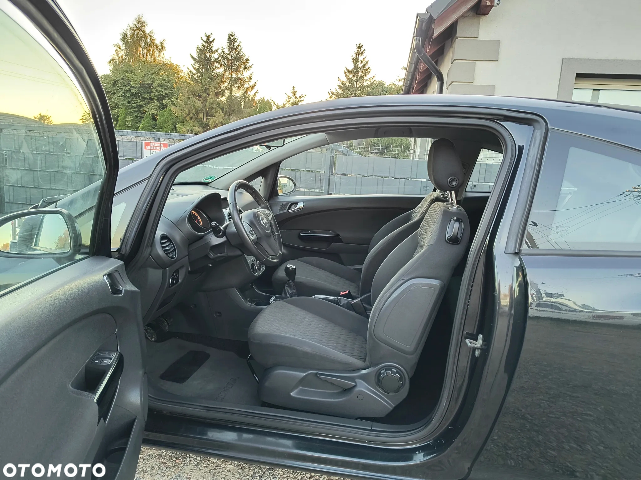 Opel Corsa 1.2 16V Edition - 6