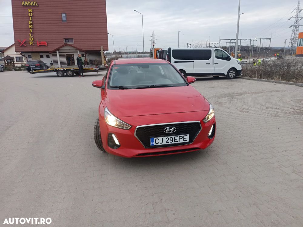 Hyundai i30 blue 1.6 CRDi Style - 1