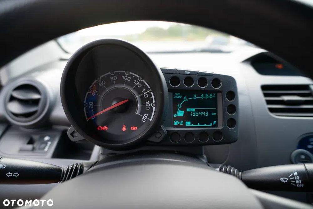 Chevrolet Spark 1.0 LS - 24