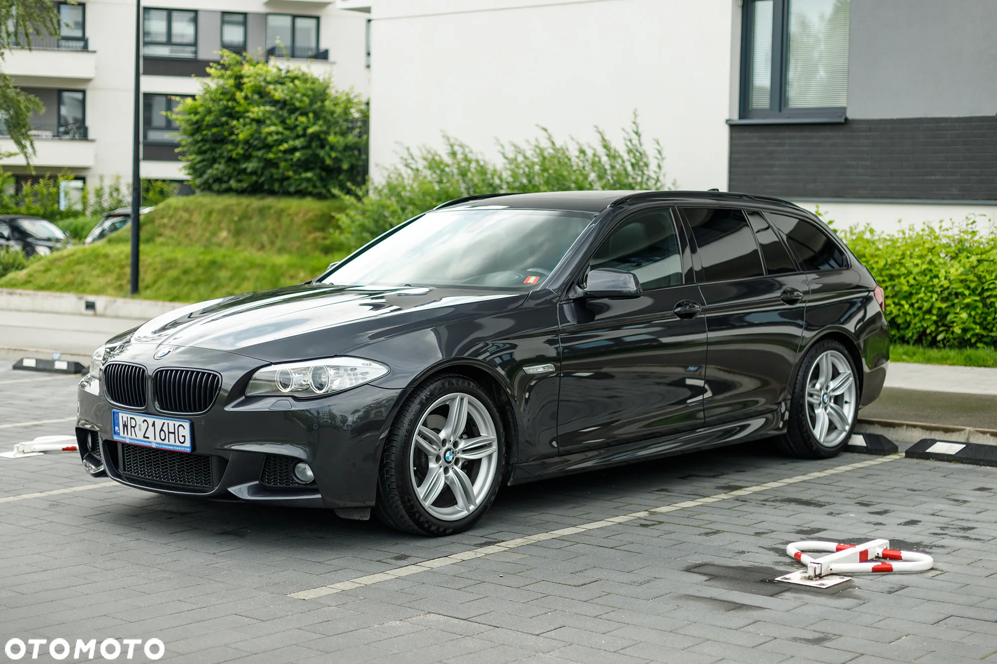BMW Seria 5 520d Touring Sport-Aut - 2