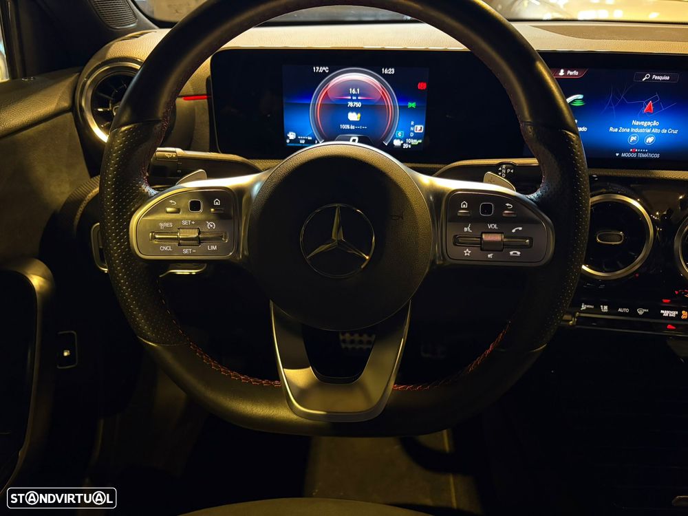 Mercedes-Benz A 250 Limousine e 8G-DCT AMG Line - 32