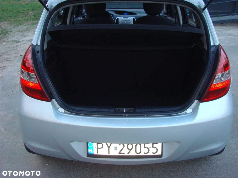 Hyundai i20 1.4 CRDi Comfort - 14