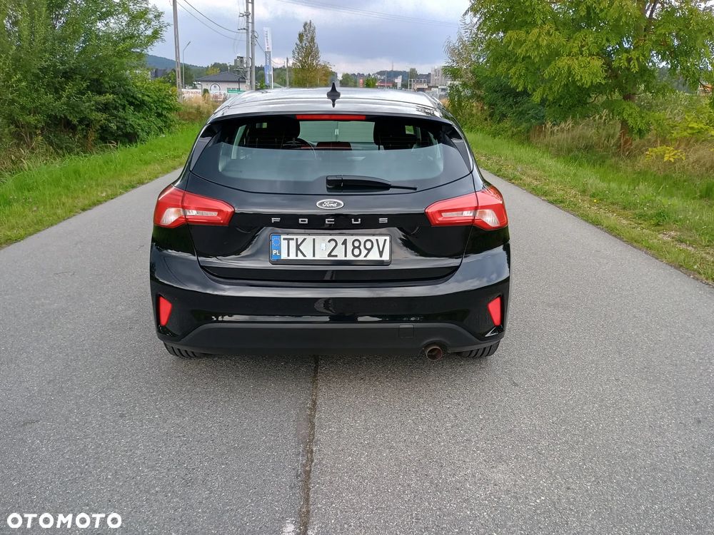 Ford Focus 1.0 EcoBoost Trend Edition - 12