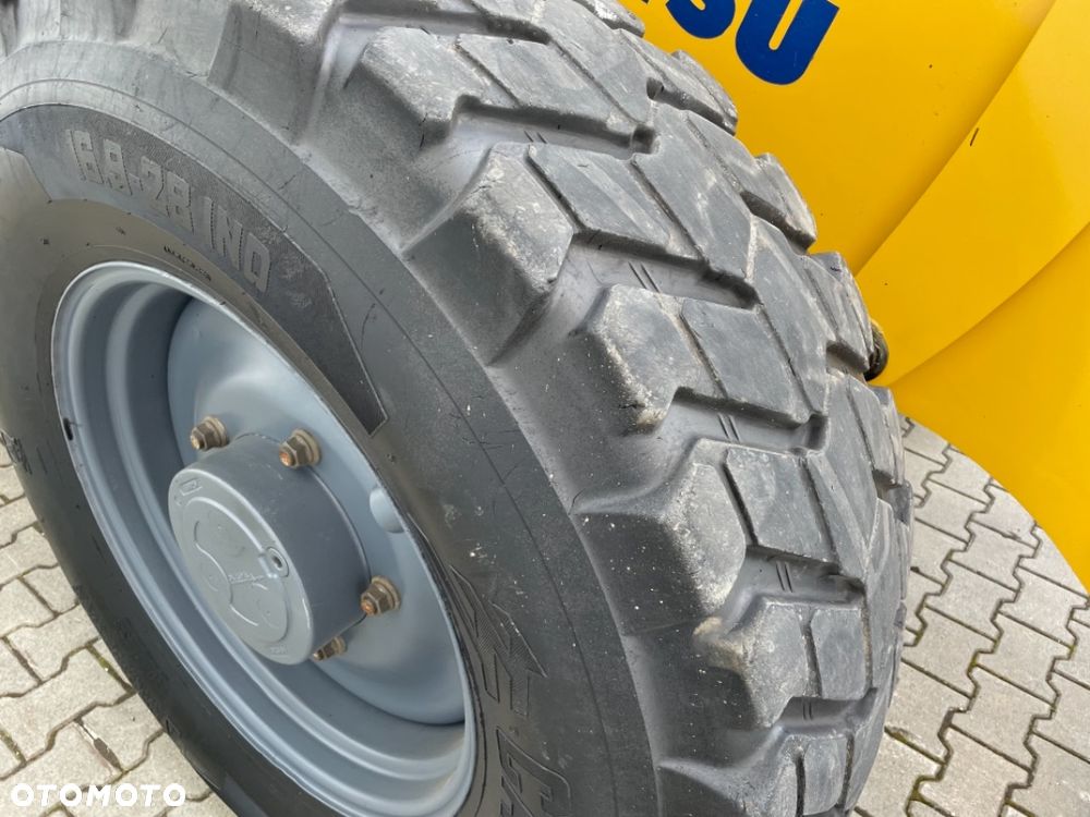 Komatsu WB97s - 29