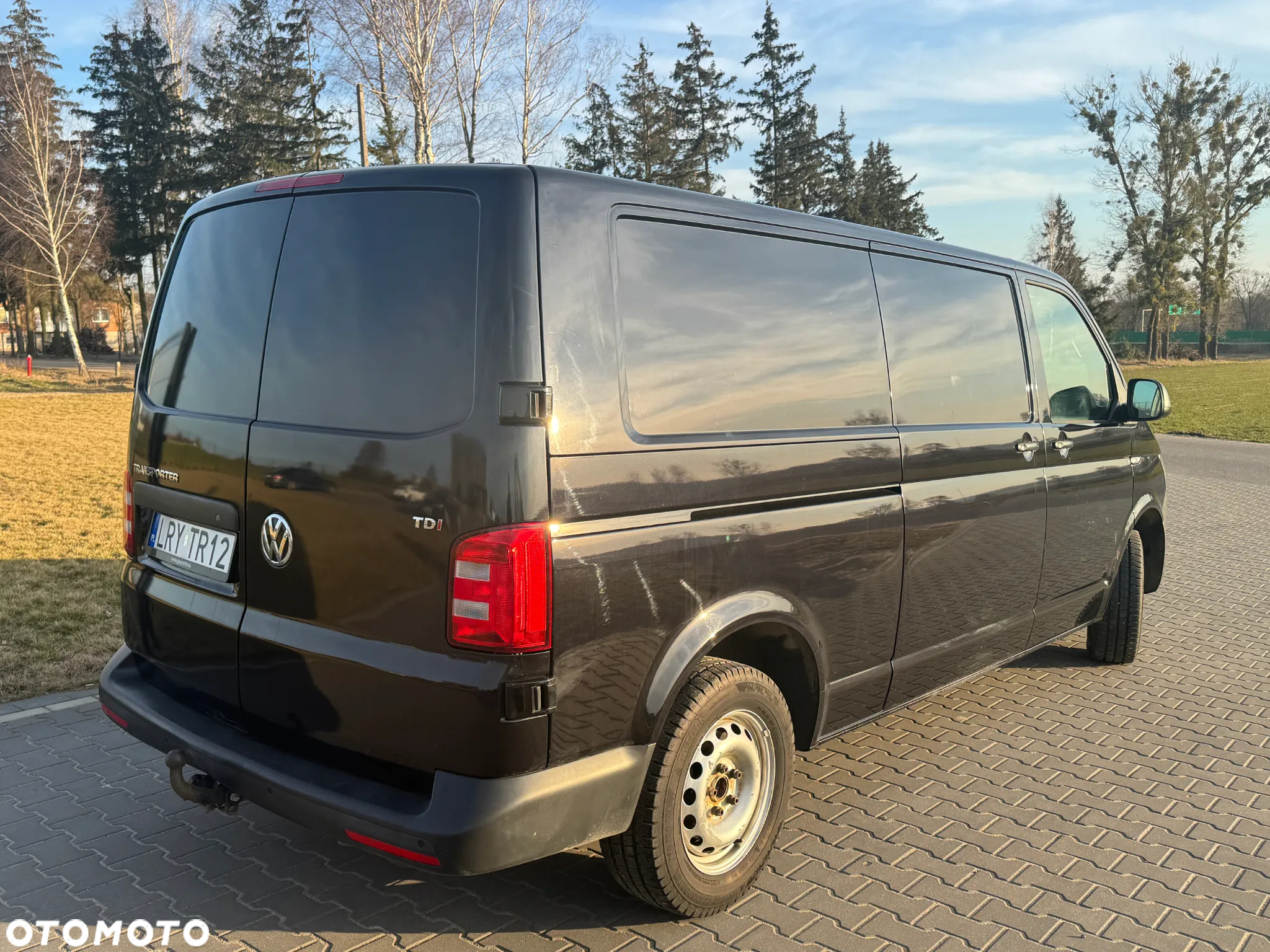 Volkswagen Transporter - 2