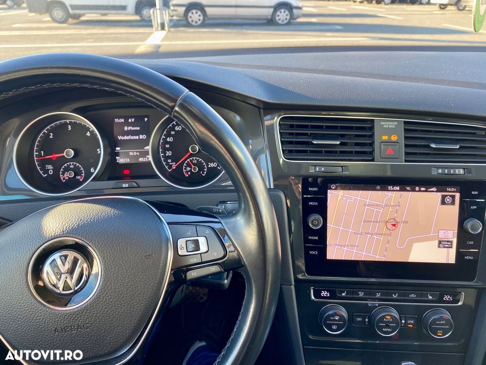 Volkswagen Golf Variant 2.0 TDI SCR DSG Highline - 8