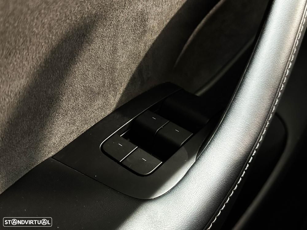 Tesla Model 3 Long Range AWD Dual Motor - 46