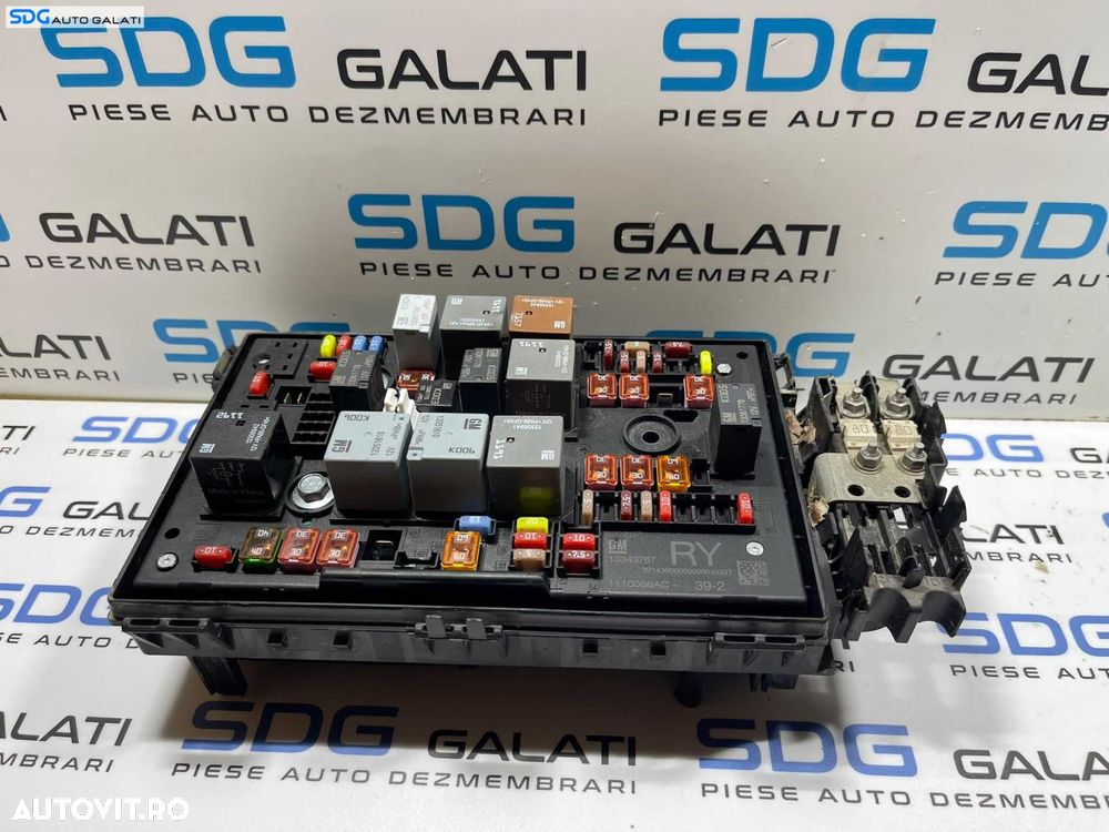 Panou Tablou Relee Sigurante Opel Astra J 2009 - 2015 Cod 13343767 [2903] - 1