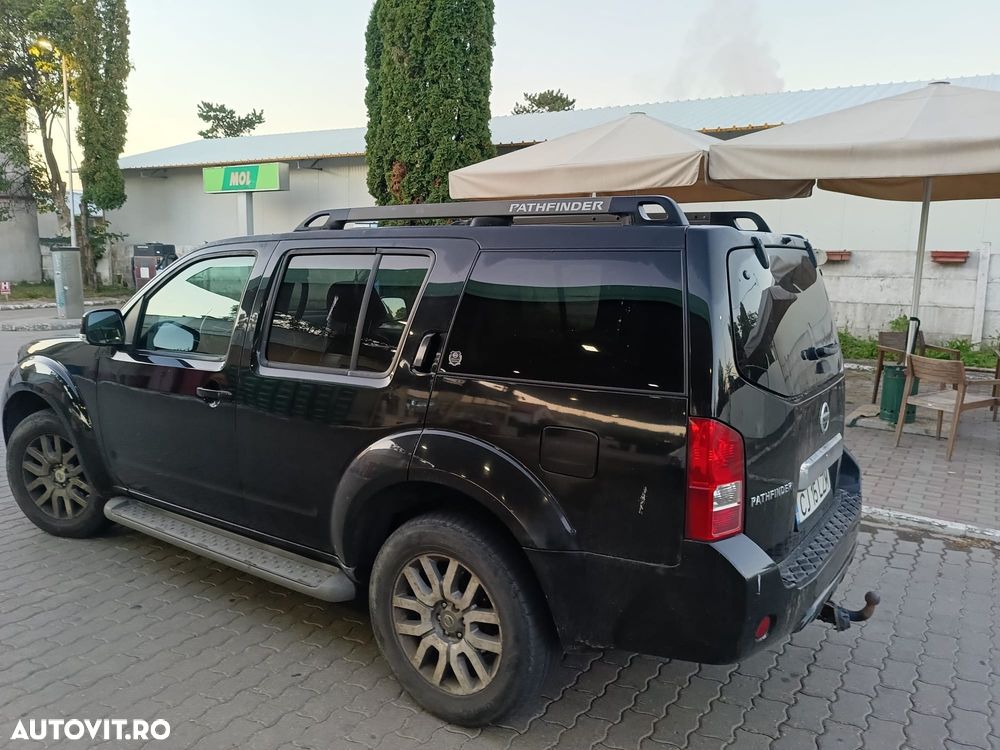 Nissan Pathfinder - 13