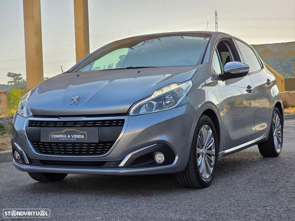 Peugeot 208 1.6 BlueHDi Style - 1