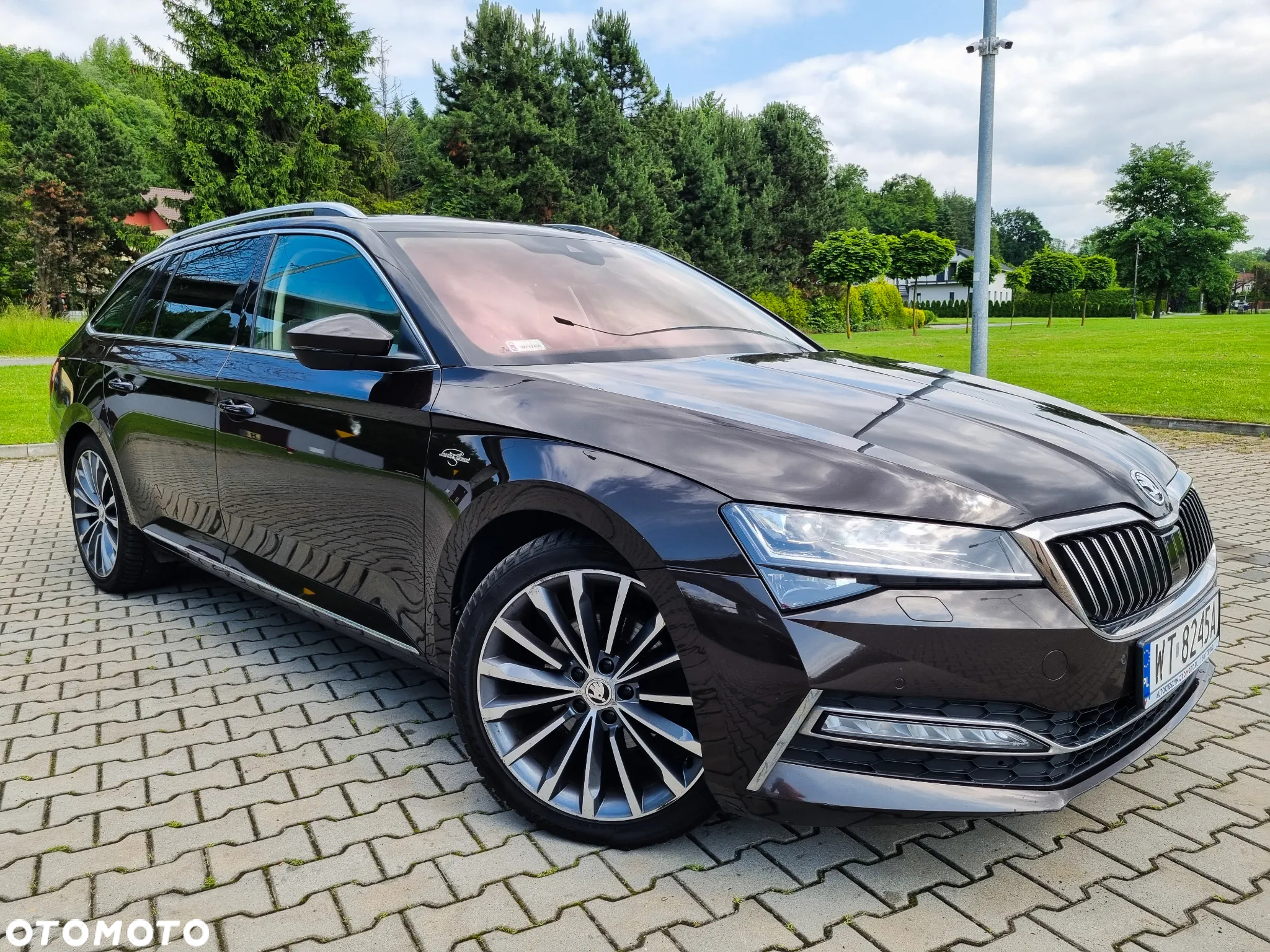 Skoda Superb 2.0 TDI 4x4 L&K DSG - 32