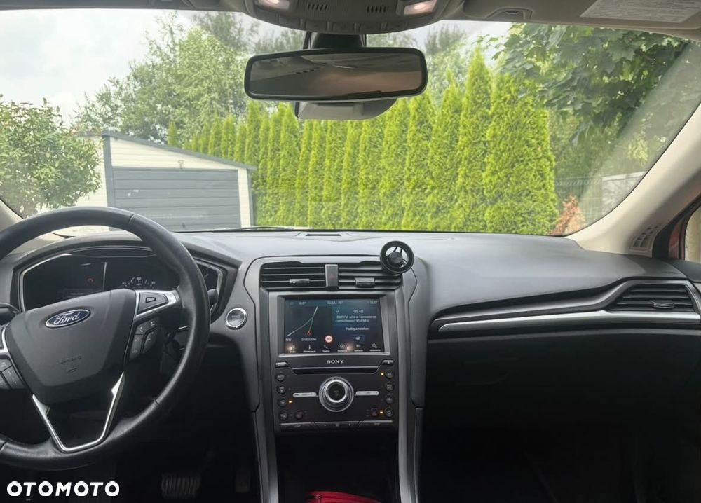 Ford Fusion - 7