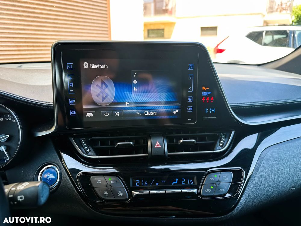 Toyota C-HR 1.8 HSD 4x2 CVT C-ult - 13