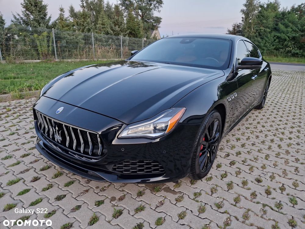 Maserati Quattroporte - 2