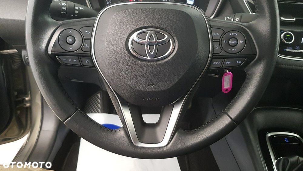 Toyota Corolla - 22