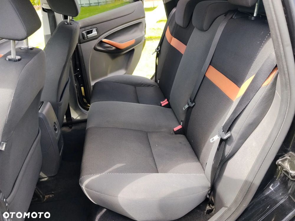 Ford Kuga 2.0 TDCi Titanium - 21