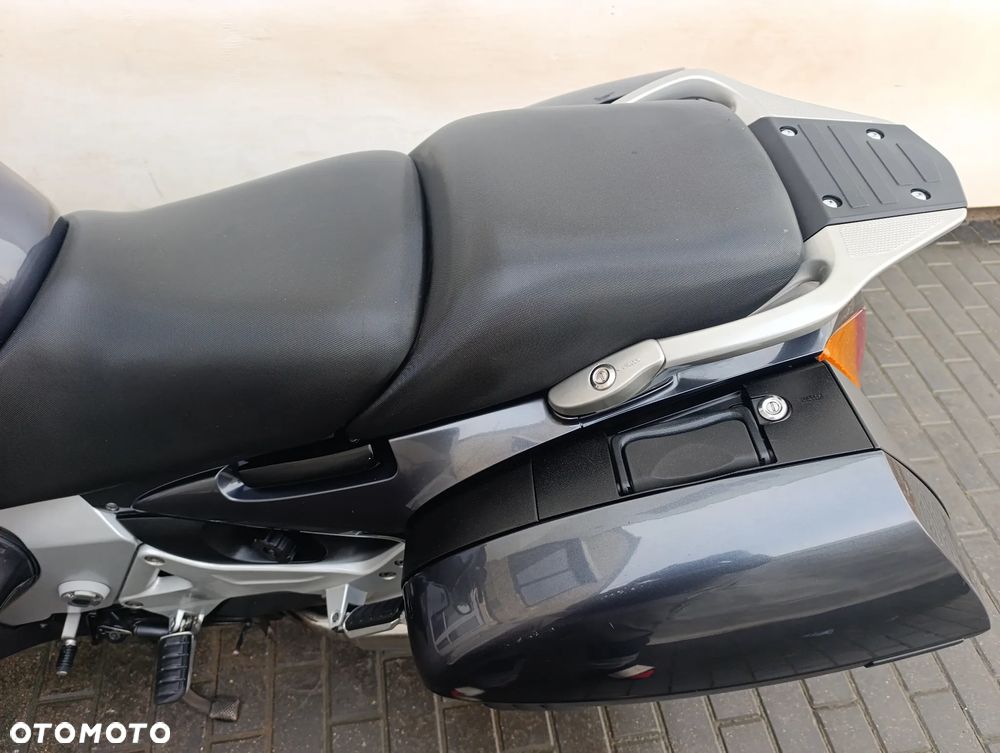 Honda ST - 19