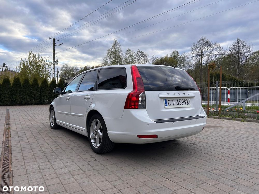 Volvo V50 D2 Summum - 11