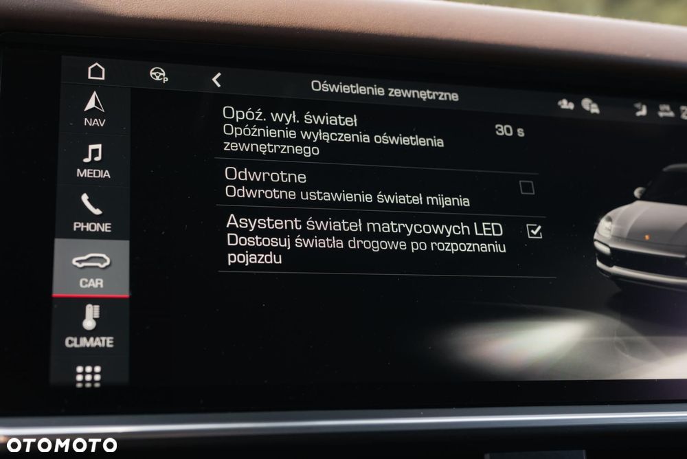 Porsche Cayenne Turbo - 25