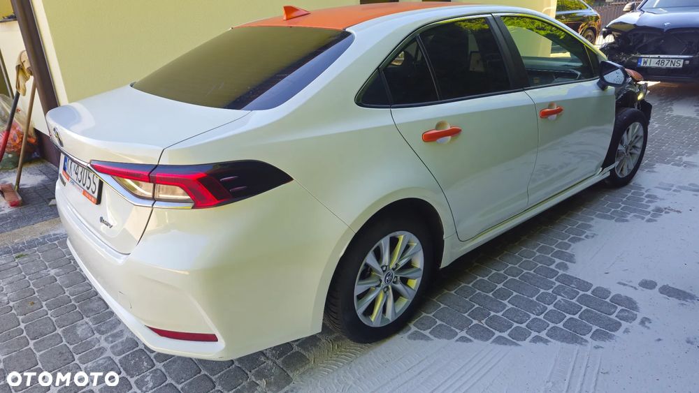 Toyota Corolla 1.8 Hybrid Comfort - 2