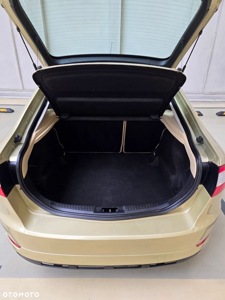 Ford Mondeo 2.0 Ghia - 18