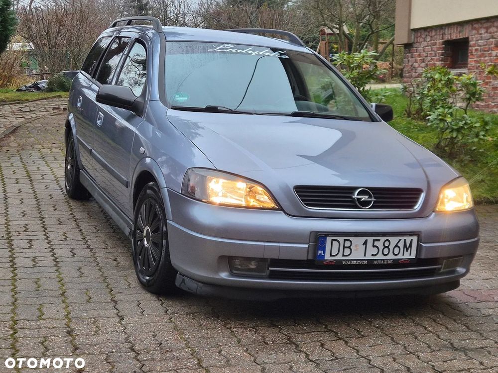 Opel Astra - 1