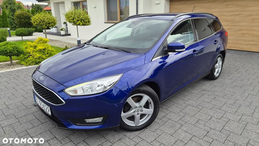 Ford Focus 1.0 EcoBoost Titanium - 24