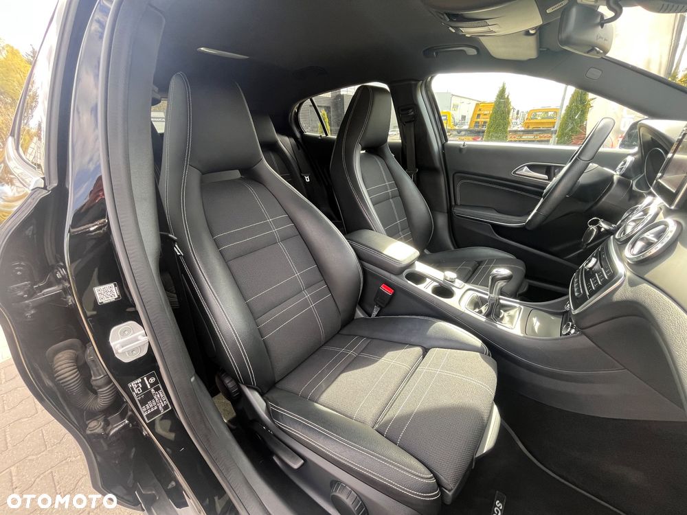 Mercedes-Benz GLA 200 Activity Edition - 19