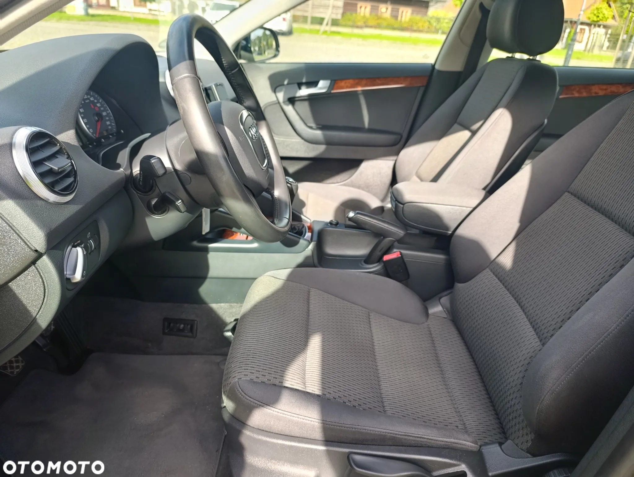 Audi A3 Sportback 1.6 TDI Attraction - 12